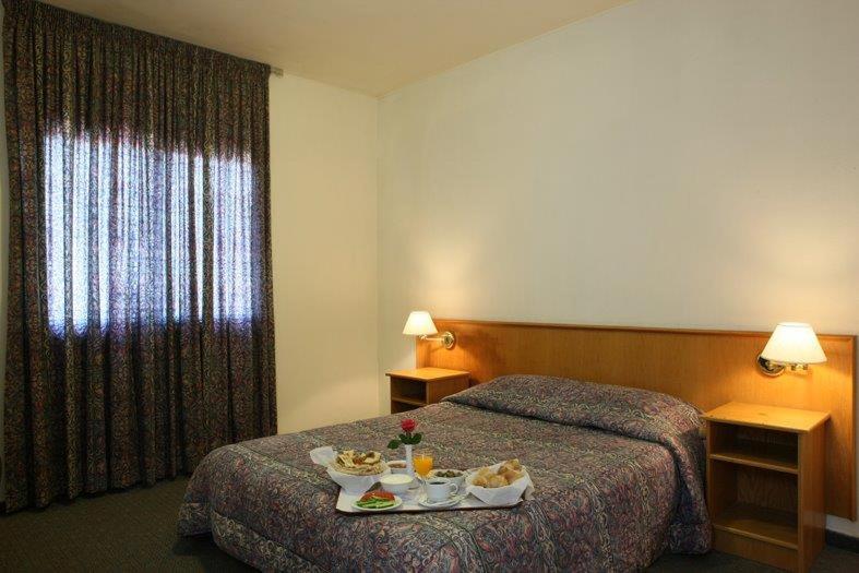 Zoukotel Hotel Джуния Стая снимка